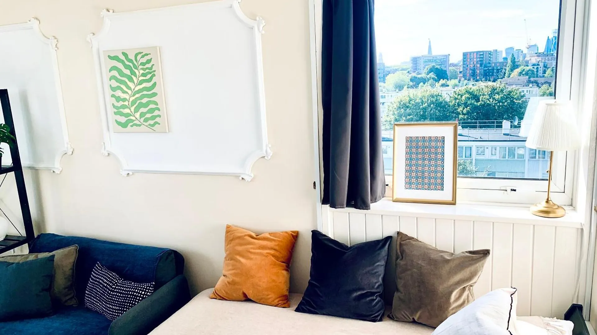 Business 2 Beds London Apartment - Poplar - 2 Minutes From Station 0*,  United Kingdom