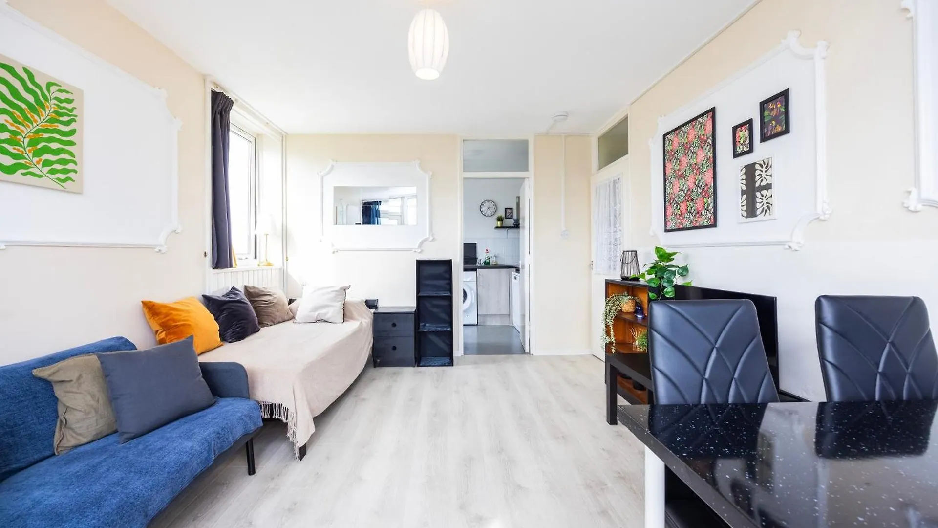 Business 2 Beds London Apartment - Poplar - 2 Minutes From Station 0*,  United Kingdom