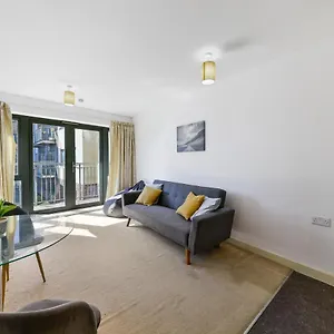  Apartment Luxe 1 Bed Flat 5 Mins To Stratford - Free Parking